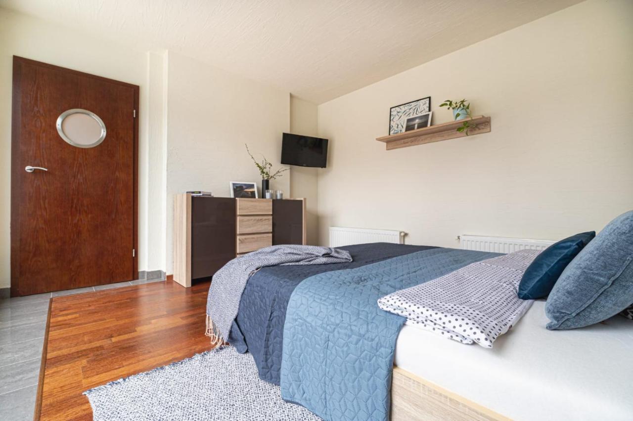 Apartament Happy - Basen, Plaza, Ochrona 24H - 3 Sypialnie Dla Maksymalnie 8 Osob Pobierowo Exterior foto