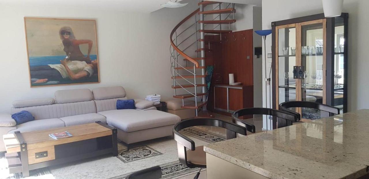 Apartament Happy - Basen, Plaza, Ochrona 24H - 3 Sypialnie Dla Maksymalnie 8 Osob Pobierowo Exterior foto